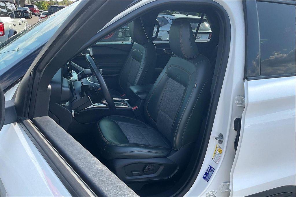 used 2021 Ford Explorer car, priced at $27,900