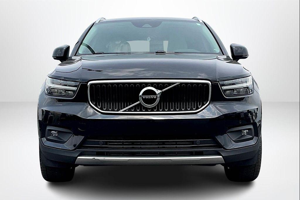 used 2022 Volvo XC40 car, priced at $21,628