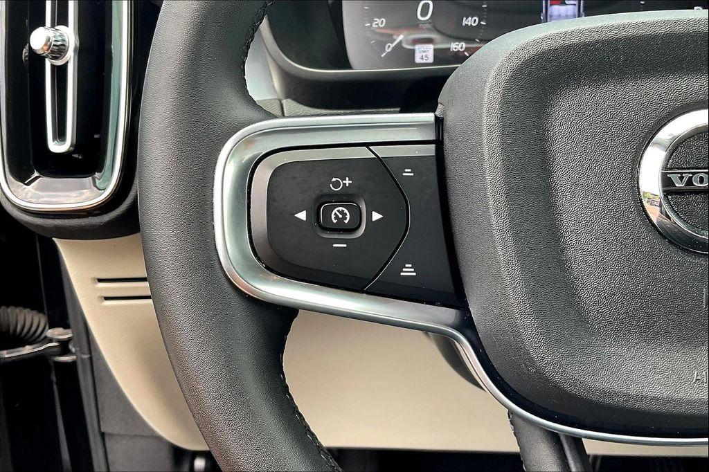 used 2022 Volvo XC40 car, priced at $21,628