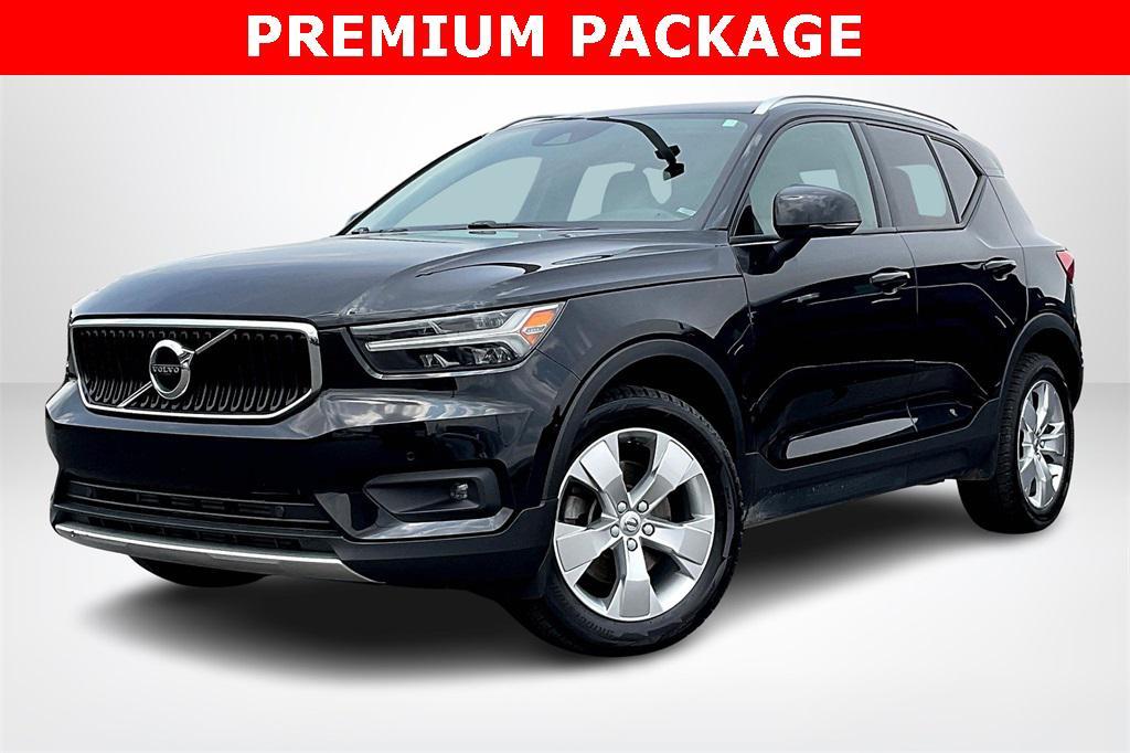 used 2022 Volvo XC40 car, priced at $22,297