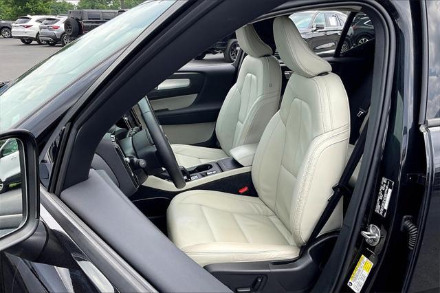 used 2022 Volvo XC40 car, priced at $23,329