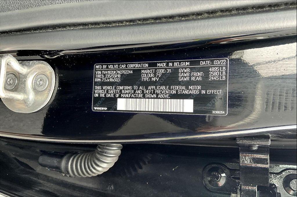 used 2022 Volvo XC40 car, priced at $21,628