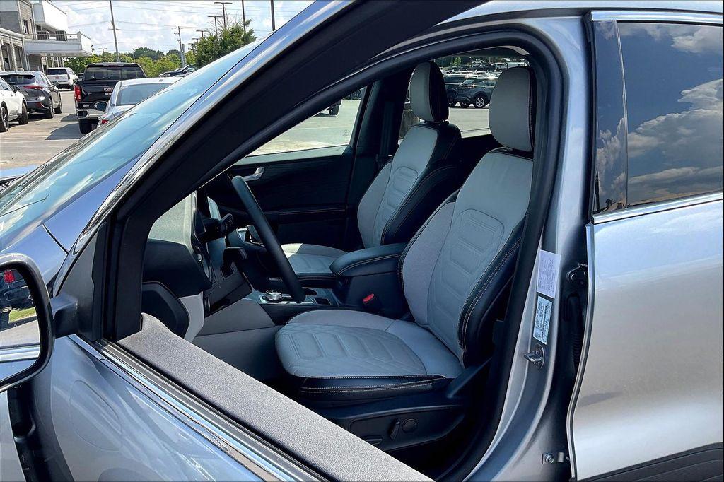 used 2024 Ford Escape PHEV car, priced at $27,905