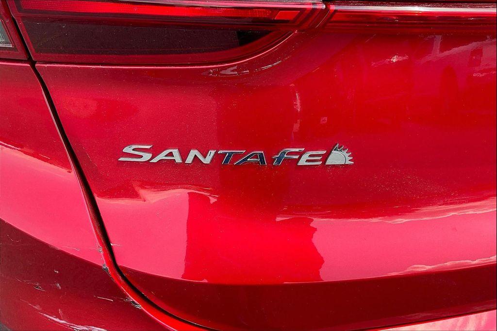 used 2023 Hyundai Santa Fe car, priced at $21,056