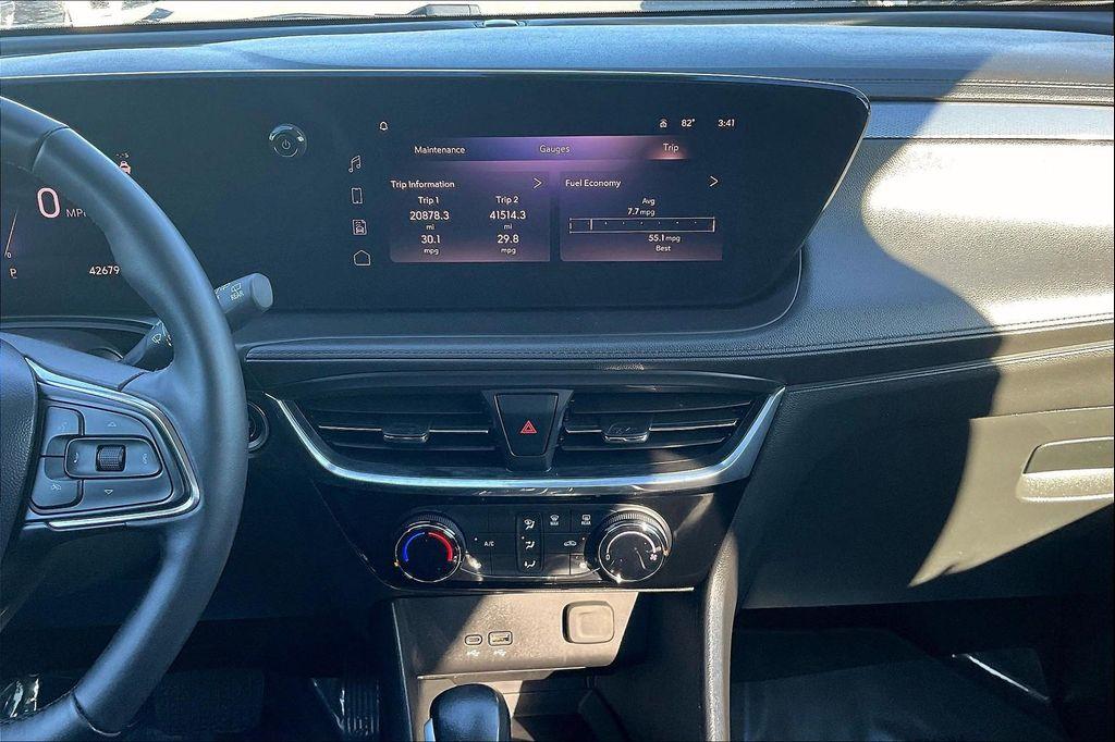 used 2024 Buick Encore GX car, priced at $21,125