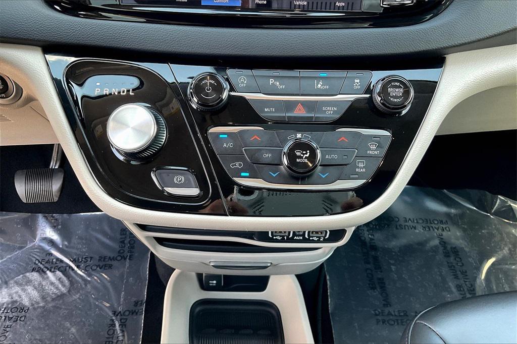 used 2023 Chrysler Pacifica car, priced at $21,489