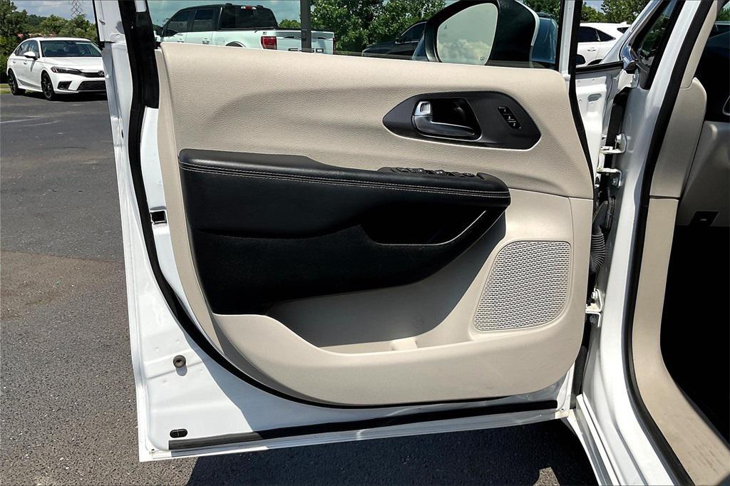 used 2023 Chrysler Pacifica car, priced at $21,489