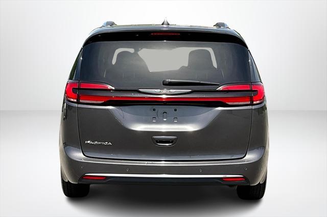 used 2021 Chrysler Pacifica car, priced at $22,919