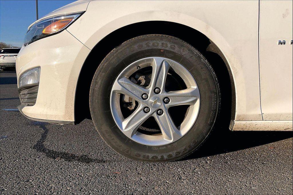 used 2023 Chevrolet Malibu car, priced at $18,611