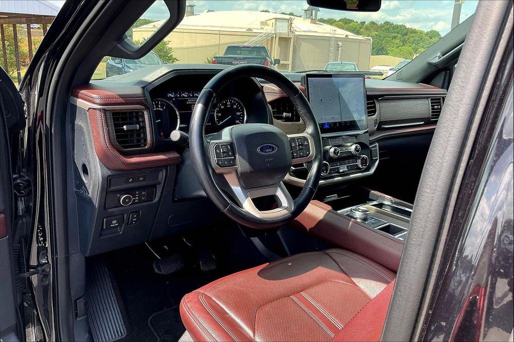 used 2022 Ford Expedition car, priced at $44,271