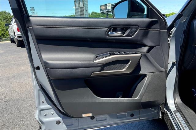 used 2022 Nissan Pathfinder car, priced at $27,489