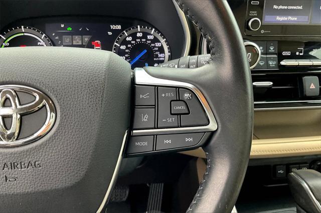 used 2021 Toyota Highlander Hybrid car, priced at $28,353