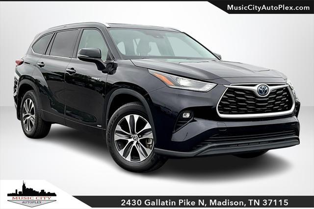 used 2021 Toyota Highlander Hybrid car