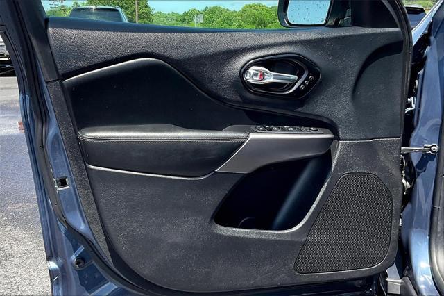 used 2021 Jeep Cherokee car, priced at $19,217