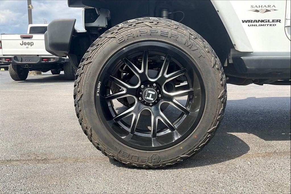 used 2016 Jeep Wrangler Unlimited car, priced at $27,900