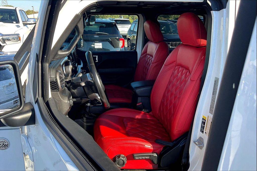 used 2020 Jeep Wrangler Unlimited car, priced at $31,987