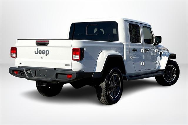 used 2022 Jeep Gladiator car, priced at $31,287