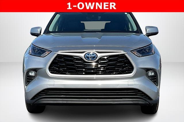used 2022 Toyota Highlander Hybrid car, priced at $32,579