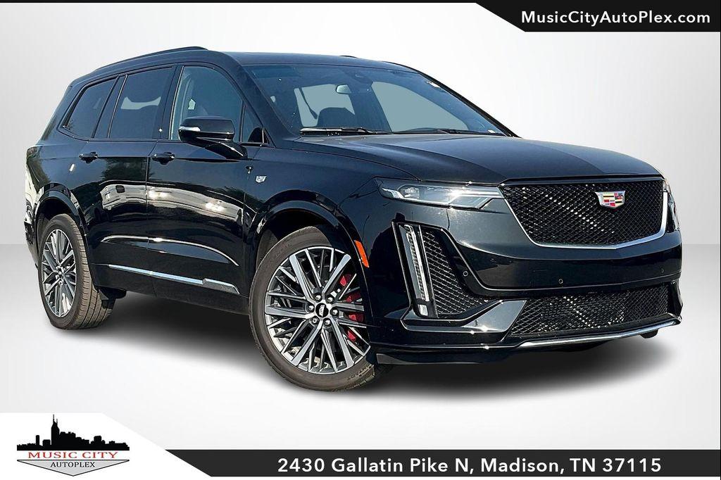used 2024 Cadillac XT6 car, priced at $49,614