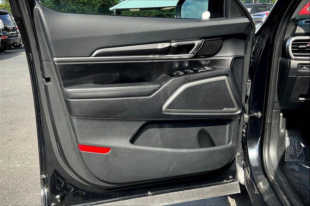 used 2023 Kia Telluride car, priced at $28,499