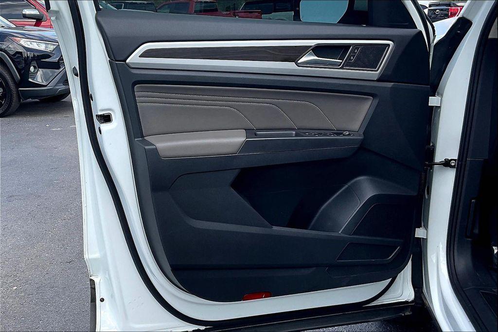 used 2022 Volkswagen Atlas car, priced at $28,599