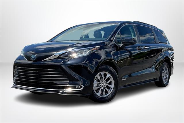 used 2021 Toyota Sienna car, priced at $38,237