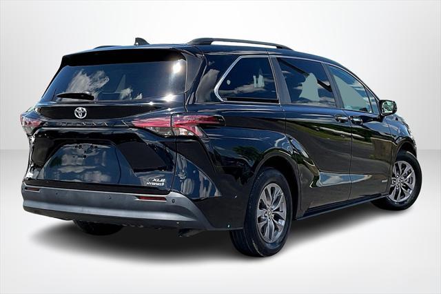 used 2021 Toyota Sienna car, priced at $38,237