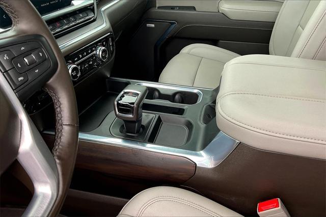 used 2023 GMC Sierra 1500 car, priced at $45,642
