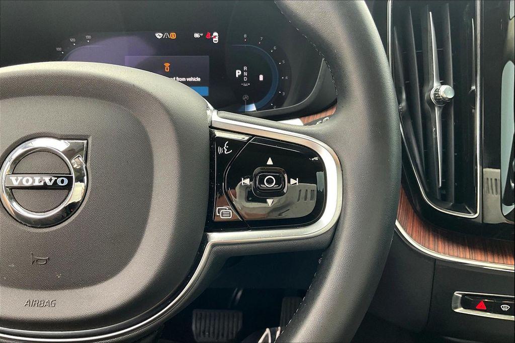 used 2023 Volvo XC60 car, priced at $29,405