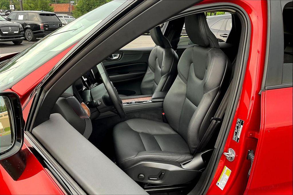 used 2023 Volvo XC60 car, priced at $29,405