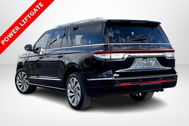 used 2022 Lincoln Navigator car, priced at $50,987