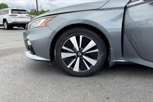 used 2022 Nissan Altima car