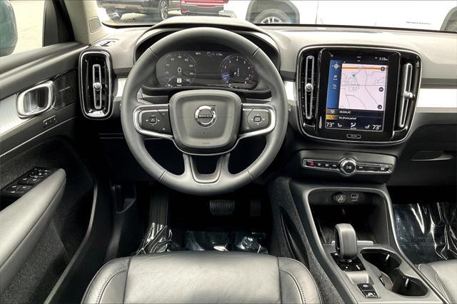 used 2022 Volvo XC40 car, priced at $24,298