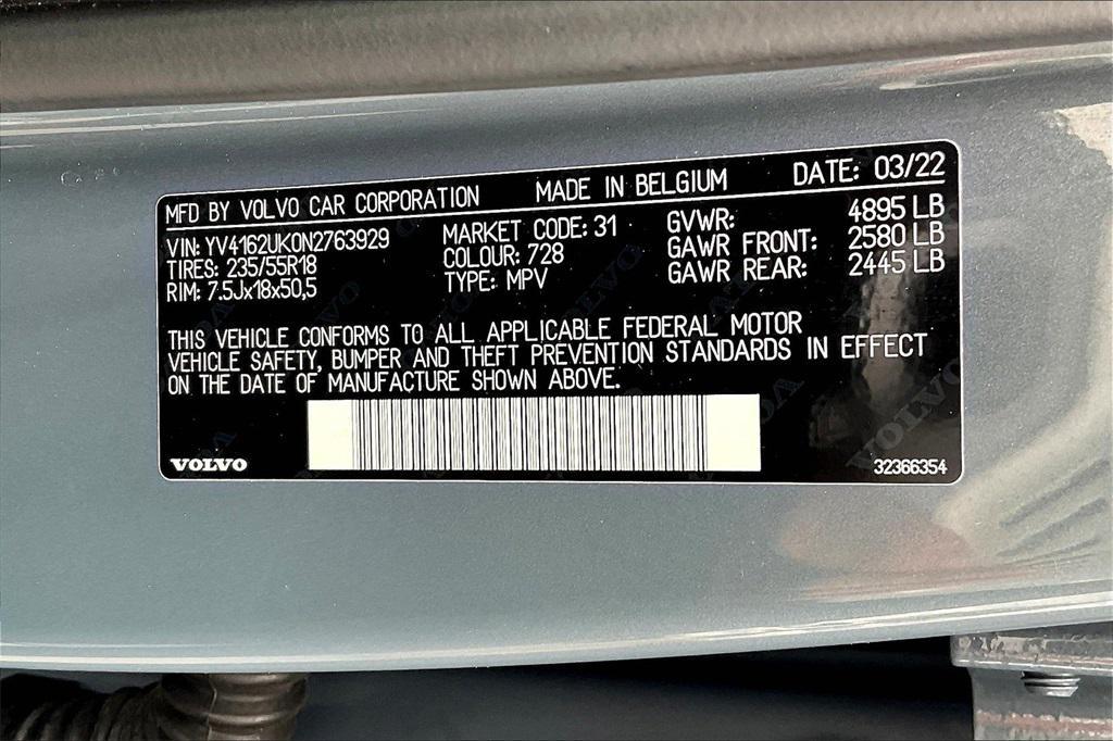 used 2022 Volvo XC40 car, priced at $21,986