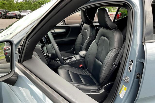 used 2022 Volvo XC40 car, priced at $24,298