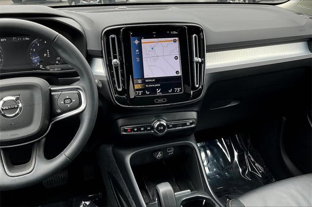 used 2022 Volvo XC40 car, priced at $24,298
