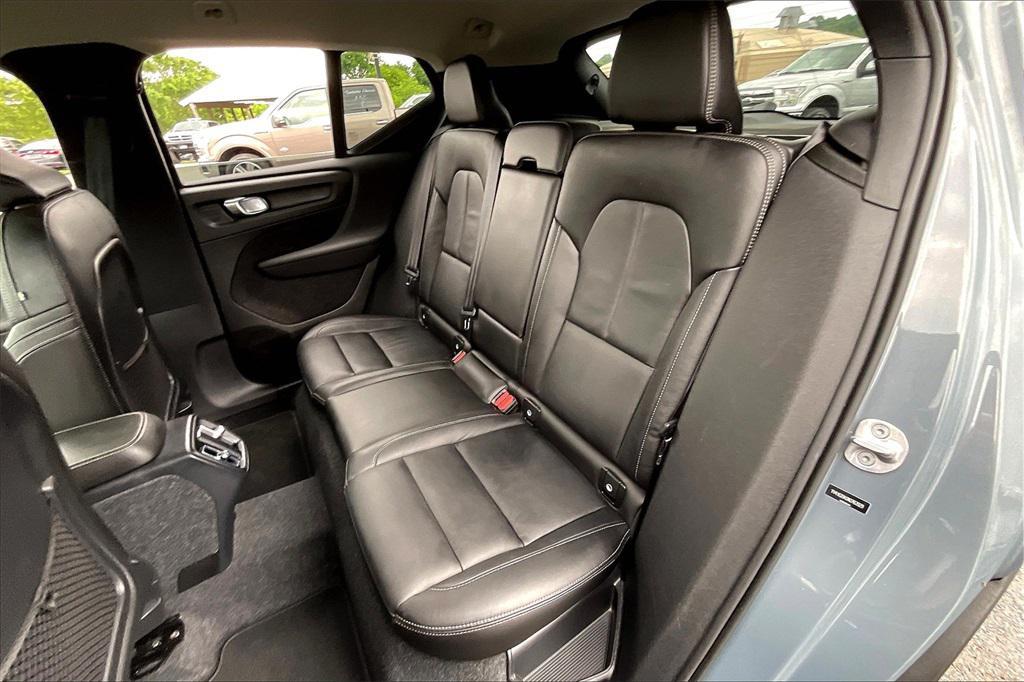 used 2022 Volvo XC40 car, priced at $21,986