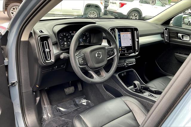 used 2022 Volvo XC40 car, priced at $24,298