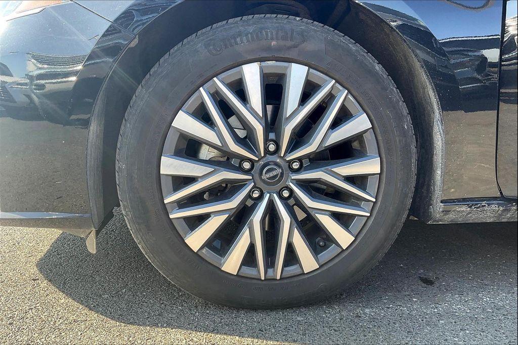 used 2023 Nissan Altima car, priced at $18,602