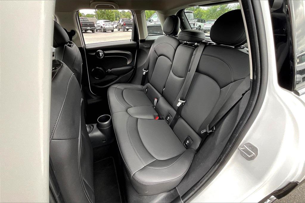 used 2024 MINI Hardtop car, priced at $26,645