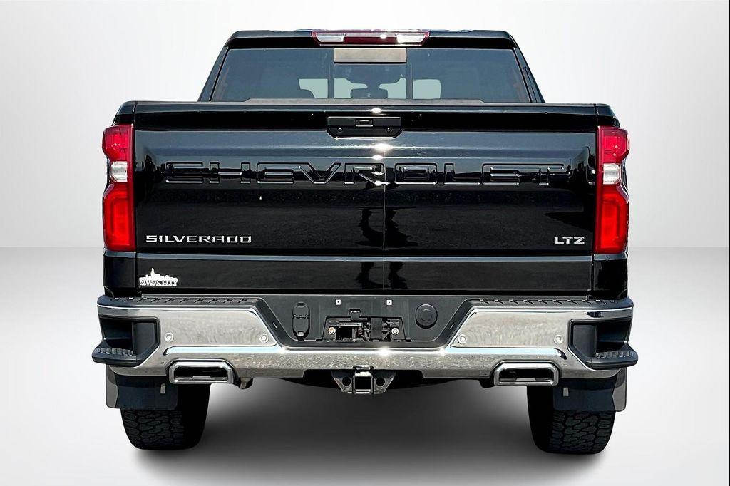 used 2022 Chevrolet Silverado 1500 car, priced at $38,910