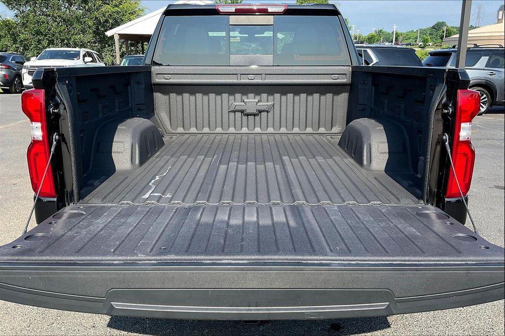 used 2022 Chevrolet Silverado 1500 car, priced at $38,910