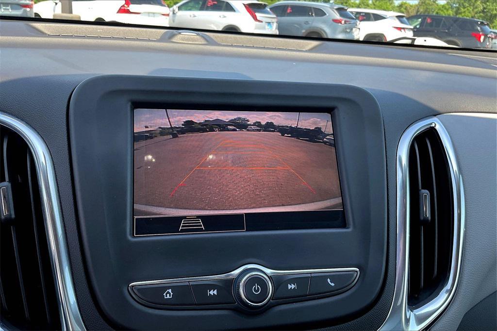 used 2023 Chevrolet Equinox car, priced at $19,039
