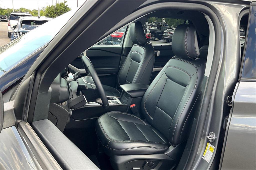 used 2024 Ford Explorer car, priced at $31,897