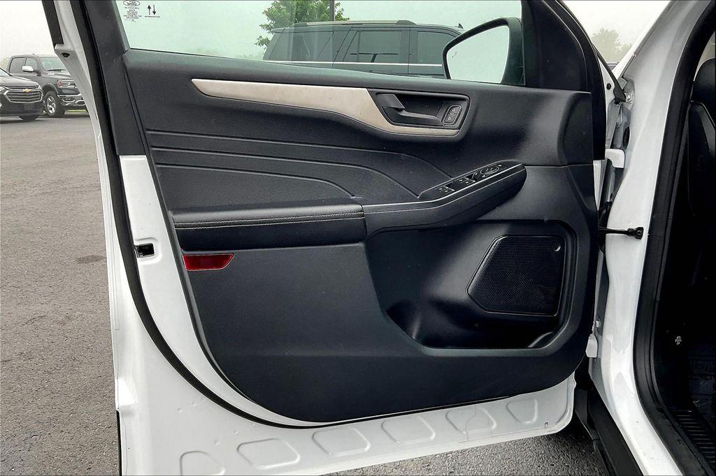 used 2022 Ford Escape car, priced at $19,779
