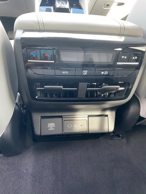 new 2025 Acura MDX car, priced at $60,150