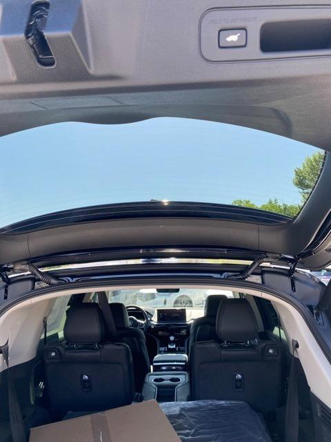 new 2025 Acura MDX car, priced at $55,350