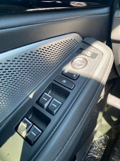 new 2025 Acura MDX car, priced at $55,350