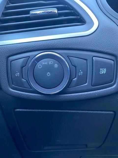 used 2022 Ford Edge car, priced at $22,599