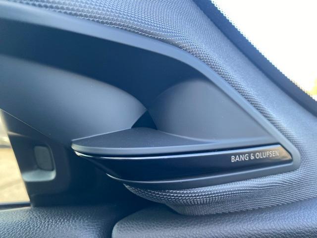 new 2025 Acura MDX car, priced at $77,200
